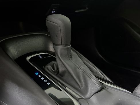 Used 2025 Toyota Corolla LE FWD image 24