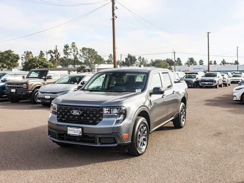 New 2025 Ford Maverick XLT w/ XLT Luxury Package image 3