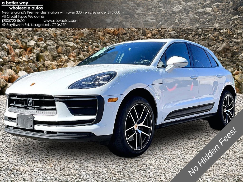 Used 2023 Porsche Macan Turbo AWD/4WD image 1