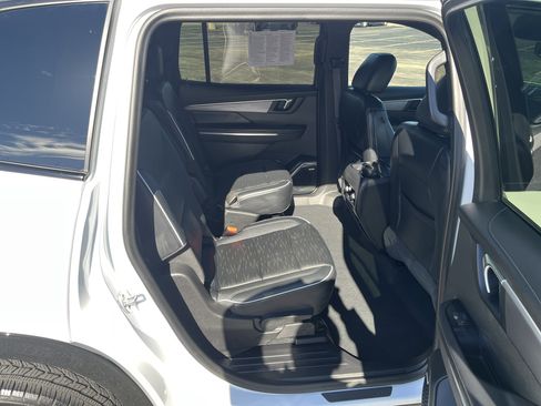 Used 2025 Buick Enclave Sport Touring w/ LPO, Floor Liner Package image 16