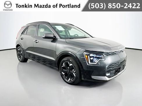 Used 2024 Kia Niro Wave FWD image 1