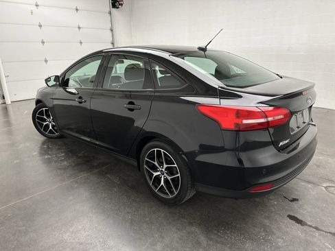 Used 2017 Ford Focus SEL image 6