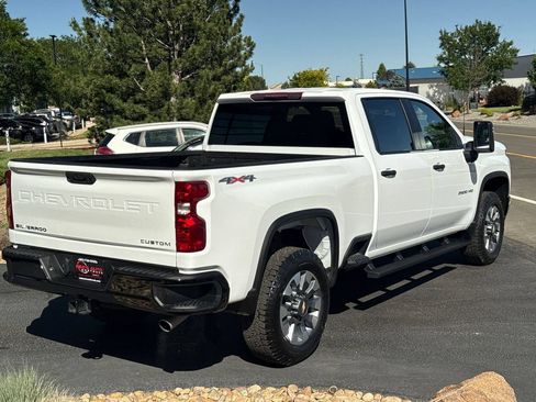 Used 2022 Chevrolet Silverado 2500 Custom w/ Custom Value Package AWD/4WD image 44