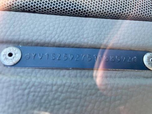 Used 2005 Volvo XC70 image 42