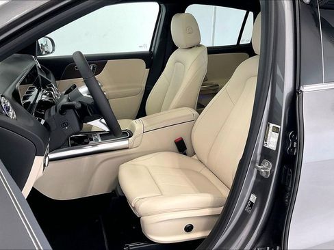 New 2026 Mercedes-Benz GLA 250 GLA 250 image 9