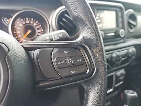Used 2020 Jeep Wrangler Sport image 22