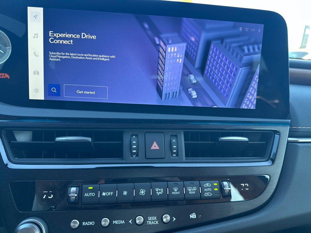 Certified 2025 Lexus ES 350 Ultra Luxury FWD image 16