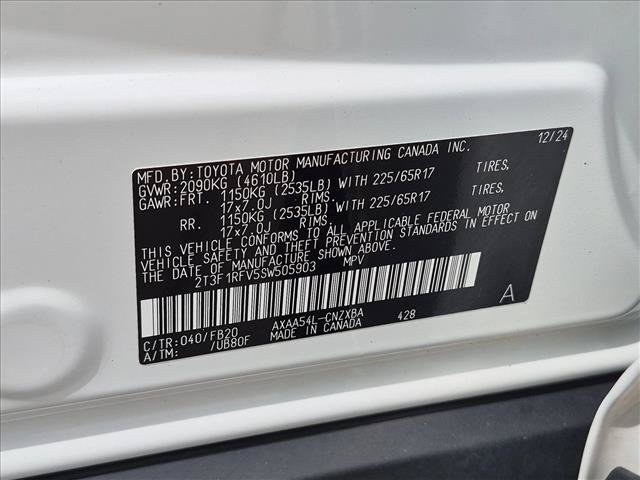 Used 2025 Toyota RAV4 LE AWD/4WD image 24