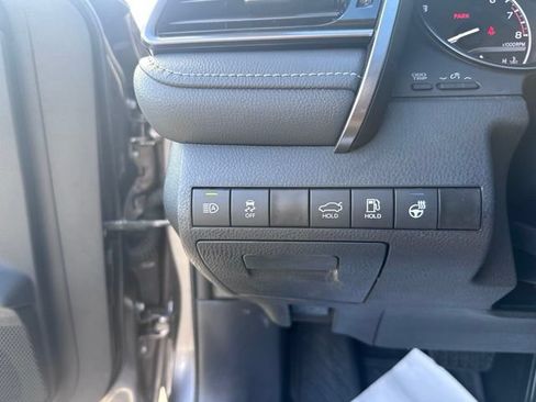 Used 2024 Toyota Camry SE w/ Cold Weather Package AWD/4WD image 22