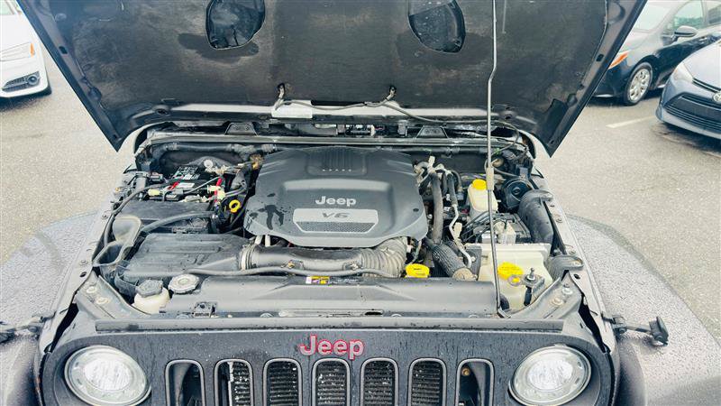 Used 2018 Jeep Wrangler Rubicon AWD/4WD image 31