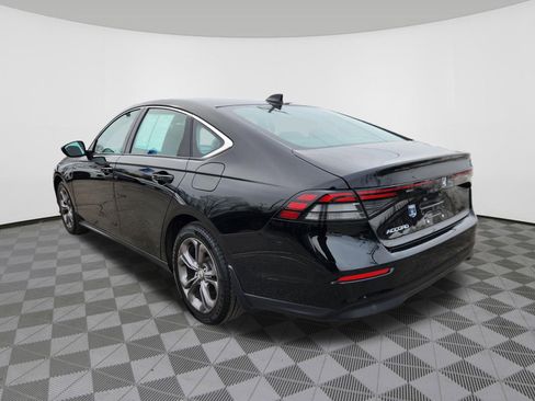 Certified 2023 Honda Accord EX image 3
