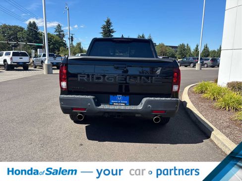 Used 2024 Honda Ridgeline Black Edition image 5
