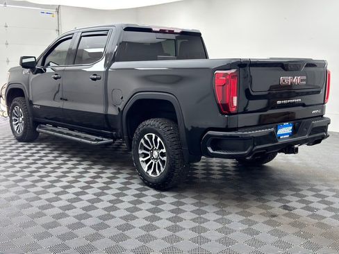 Used 2019 GMC Sierra 1500 AT4 w/ Off Road Performance Package AWD/4WD image 14