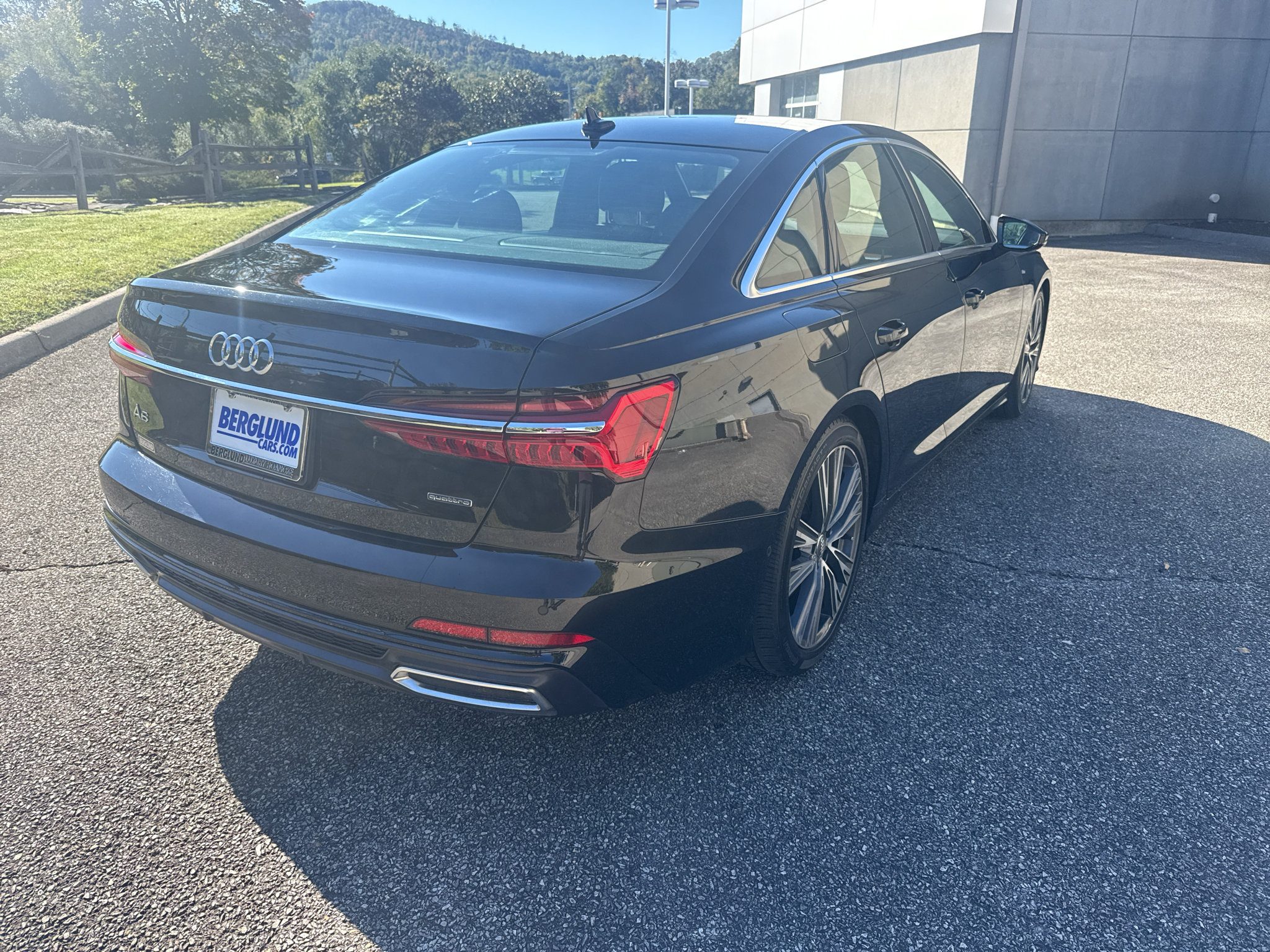 Used 2019 Audi A6 3.0T Premium Plus w/ Premium Plus Package AWD/4WD image 6