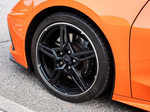 Used 2021 Chevrolet Corvette Stingray Preferred Cpe w/ Z51 Performance Package image 5