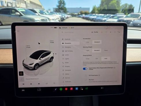 Used 2023 Tesla Model Y Long Range AWD/4WD image 48
