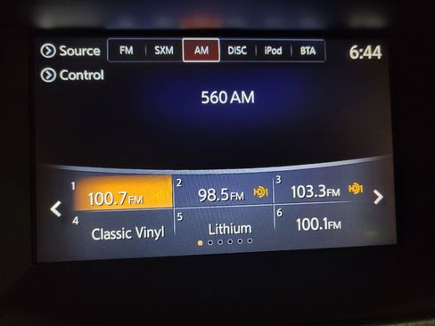 Used 2017 Nissan Pathfinder SL w/ SL Premium Package AWD/4WD image 25