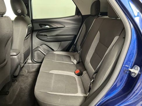 Used 2023 Chevrolet TrailBlazer LT FWD image 16