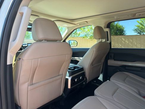 Used 2022 Ford Expedition Max Limited AWD/4WD image 25