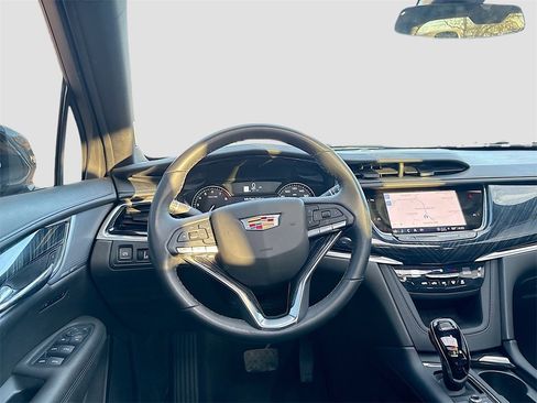 Used 2024 Cadillac XT6 Premium Luxury w/ LPO, Floor Liner Package image 24