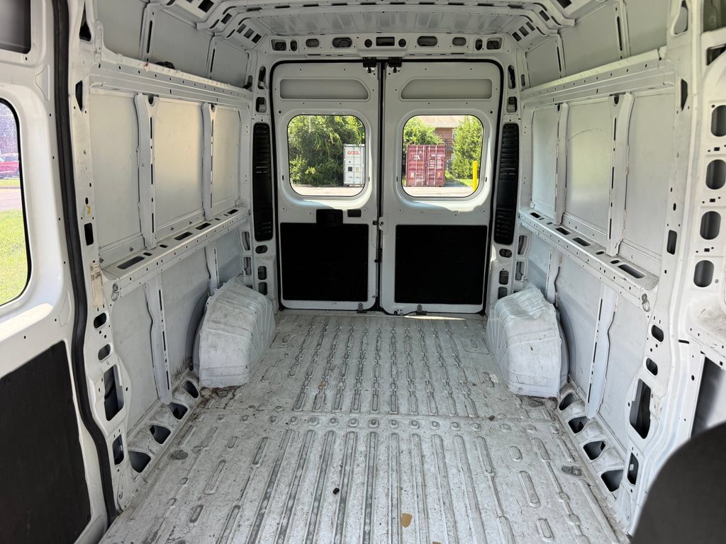 Used 2023 RAM ProMaster 2500 w/ Interior LED Lighting Group FWD image 21