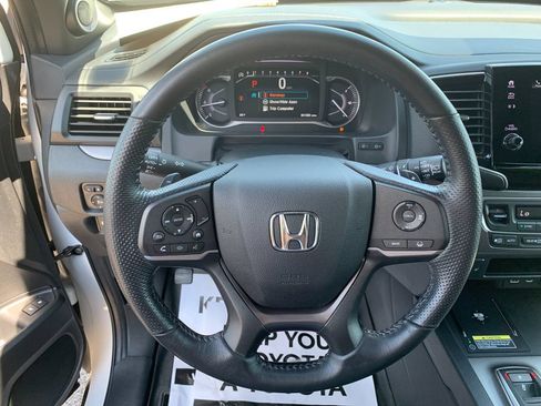 Used 2024 Honda Passport EX-L image 25
