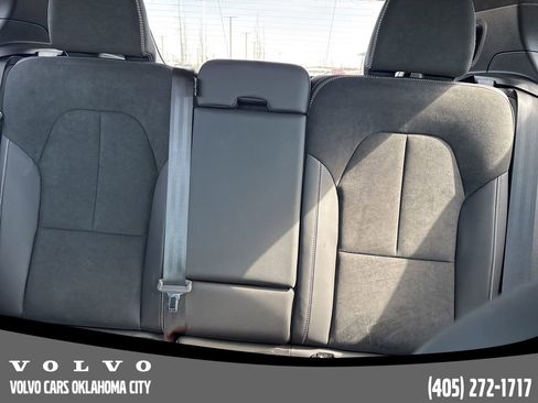 Used 2023 Volvo XC40 B5 Plus w/ Driver Assist Package image 10