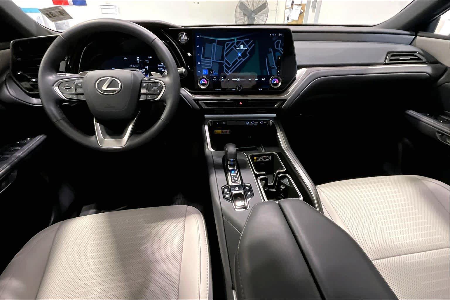 Certified 2026 Lexus TX 350 AWD w/ Technology Package image 7