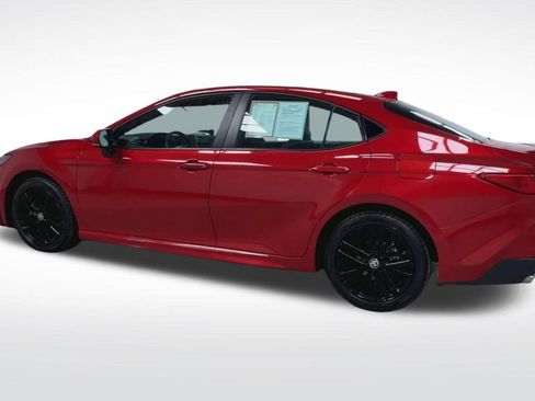 Certified 2025 Toyota Camry SE w/ Convenience Package image 22