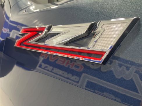 Used 2025 Chevrolet Silverado 2500 LTZ w/ LTZ Plus Package image 53