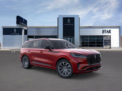 New 2026 Lincoln Aviator AWD image 7
