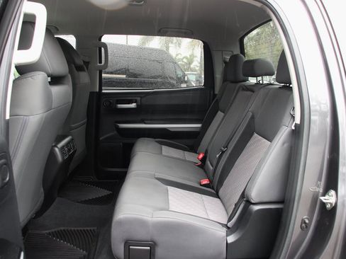 Used 2015 Toyota Tundra SR5 w/ TRD Off Road Package image 33