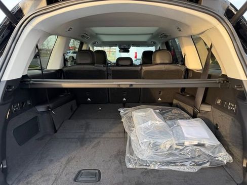 New 2026 Mercedes-Benz GLS 450 4MATIC image 10