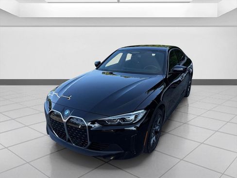 Used 2023 BMW i4 eDrive35 RWD image 10