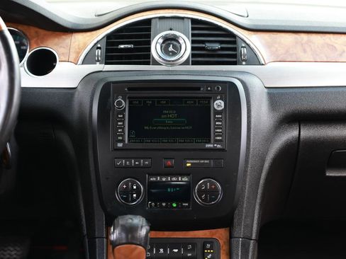 Used 2010 Buick Enclave CXL w/ Trailering Provision Package image 38