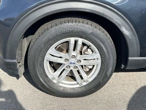 Used 2023 Ford Explorer XLT RWD image 10