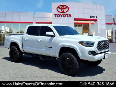 Used 2022 Toyota Tacoma TRD Sport w/ Technology Package