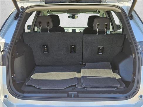 Used 2019 Chevrolet Equinox LT FWD image 6