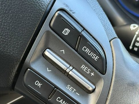 Used 2019 Hyundai Kona SEL AWD/4WD image 17