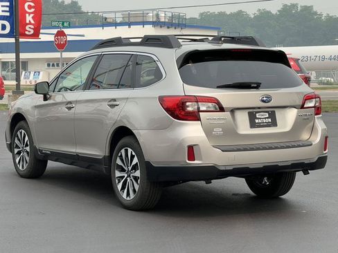 Used 2017 Subaru Outback 3.6R Limited AWD/4WD image 8