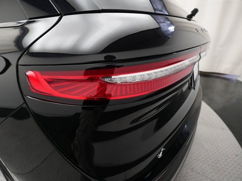 Used 2022 Lincoln Corsair AWD w/ Premium Package image 33