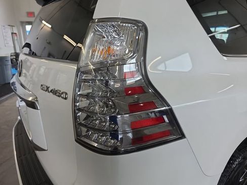 Certified 2022 Lexus GX 460 Premium AWD/4WD image 35