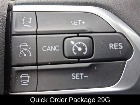 Used 2025 Jeep Compass Limited w/ Sun & Sound Group AWD/4WD image 20