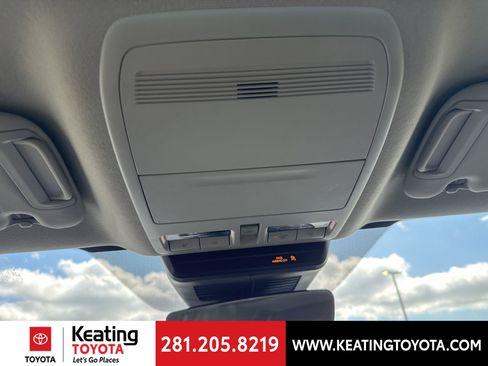 Used 2024 MAZDA CX-30 AWD 2.5 S w/ Preferred Package image 23