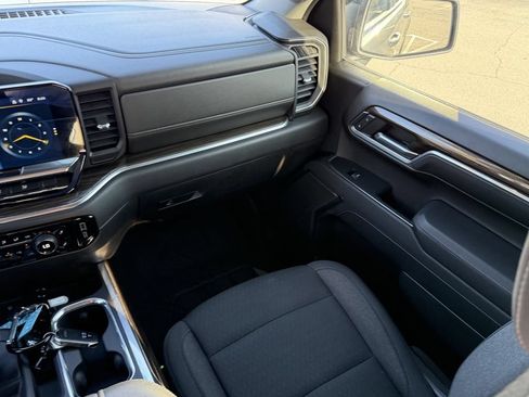 Used 2023 Chevrolet Silverado 1500 RST w/ Rally Edition AWD/4WD image 16