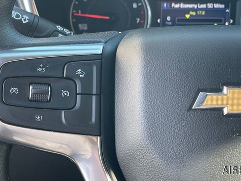 Used 2021 Chevrolet Blazer LT FWD image 17