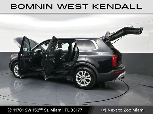 Used 2020 Kia Telluride LX image 32