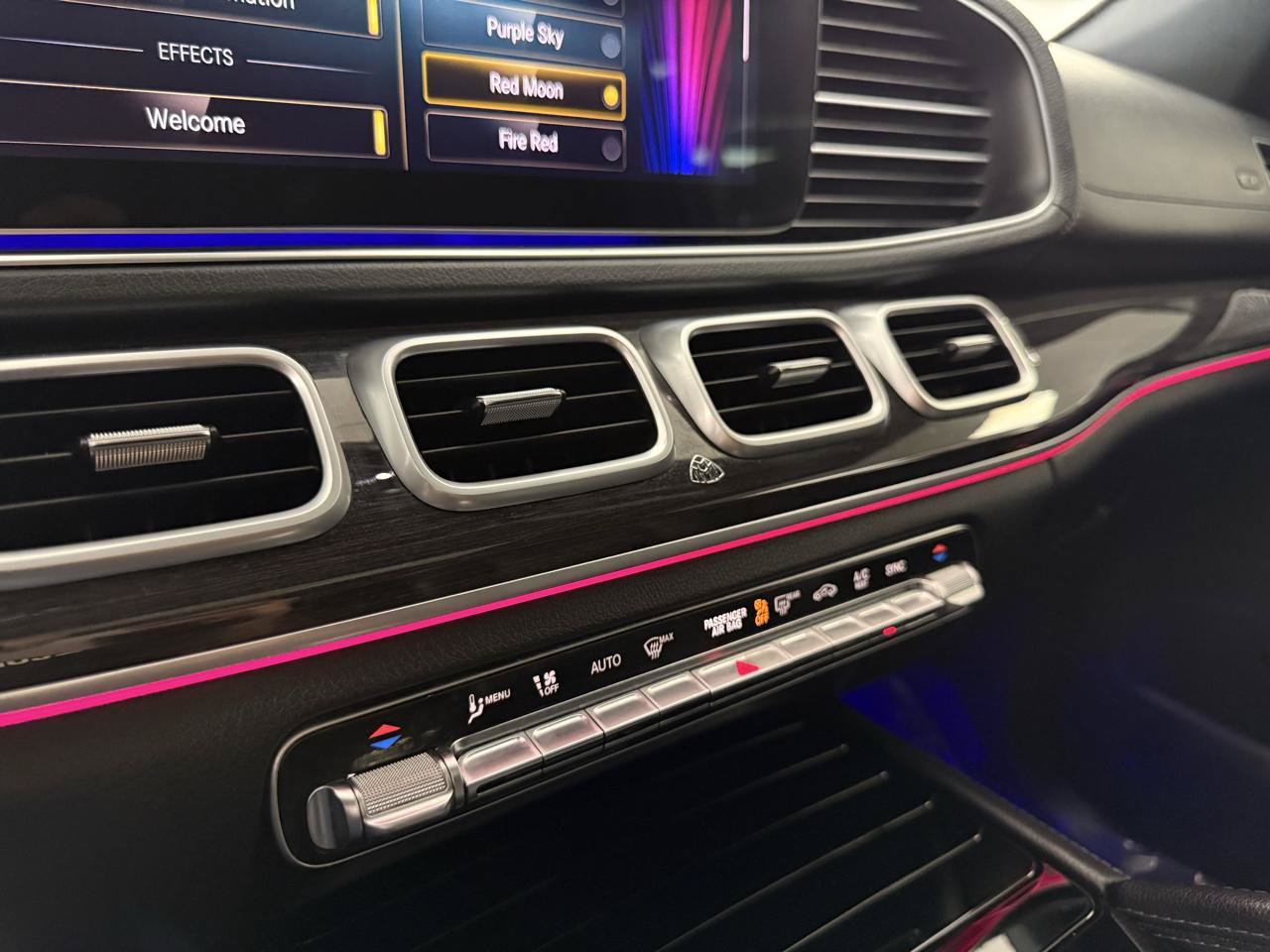 Used 2020 Mercedes-Benz GLS 450 4MATIC image 21