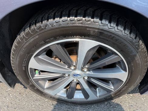Used 2015 Subaru Legacy 2.5i Limited AWD/4WD image 12