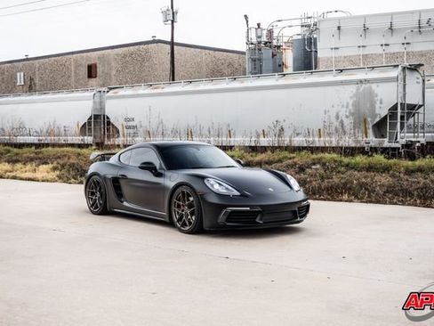 Used 2017 Porsche 718 Cayman image 60